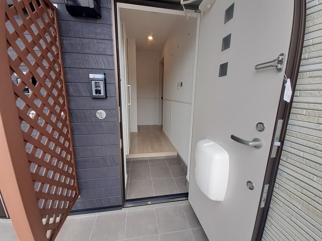 クレイドル　Ⅲ 玄関