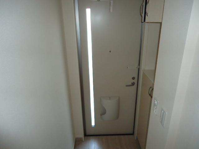 フォレストコートＪ 玄関