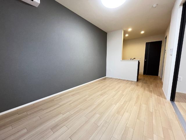 サンライズアイズ リビング