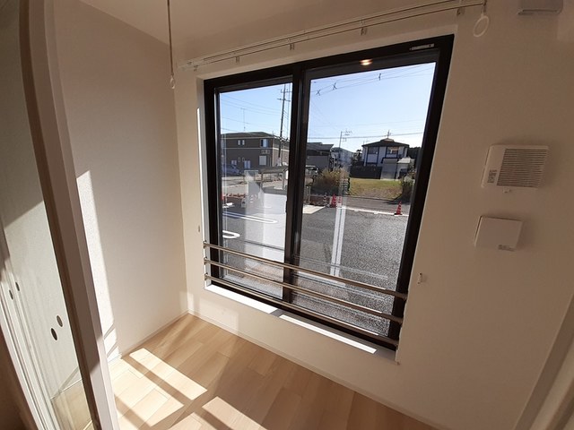 アヴァンセⅣ ベランダ