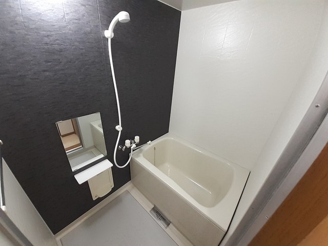 フラワ・Ｉ 風呂画像