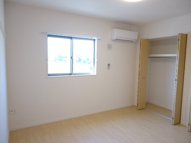 ラプレミエールK ベッドルーム