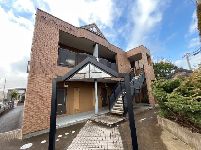 Ｊｅ　ｌｅ　ｐｒｅｎｄｓ　(ジュルプラン） 外観