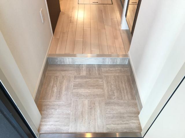 un  jour（アンジュール） 玄関