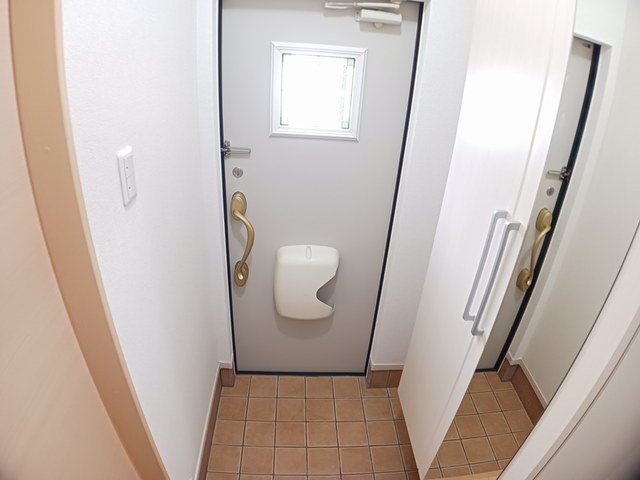 コンフィエ 玄関