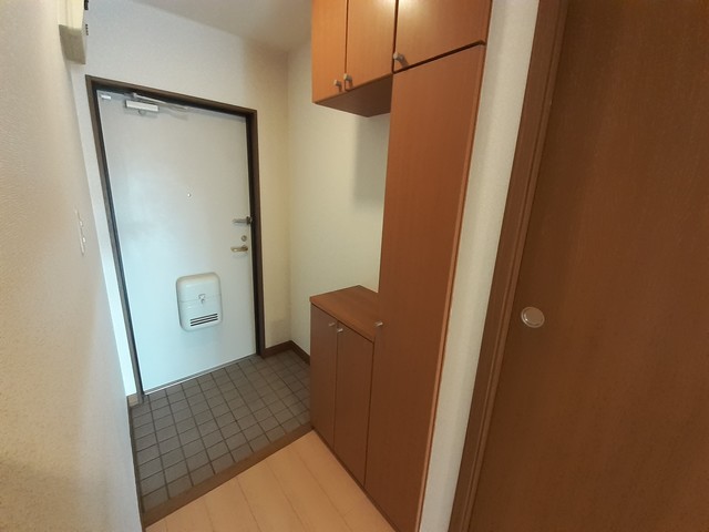 ヴィザージュ 玄関