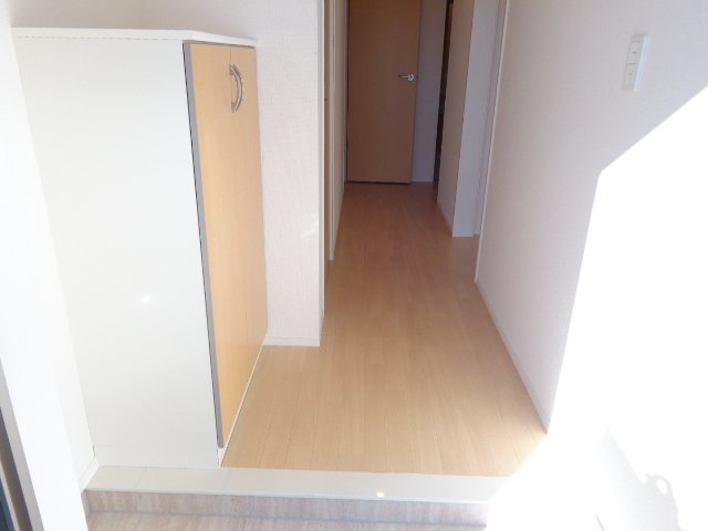 クラーヴォ 玄関