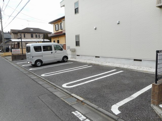 ミア・カーサ 駐車場