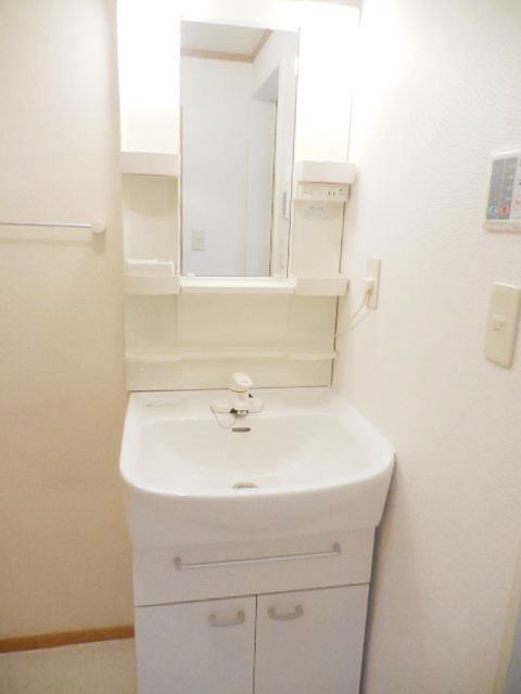 エターナル 洗面所