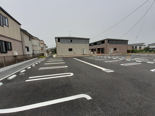 オフショアⅡ 駐車場