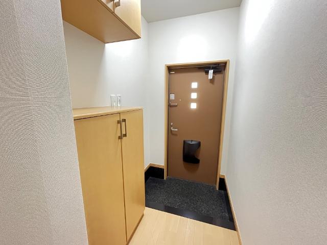 チェリーヒルズ 玄関