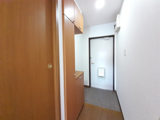 ヴィザージュ 玄関