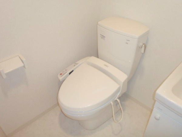 エステムプラザ京都御所ノ内REGIA トイレ