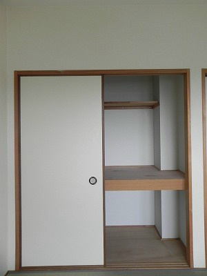 ビラ妙松館 収納