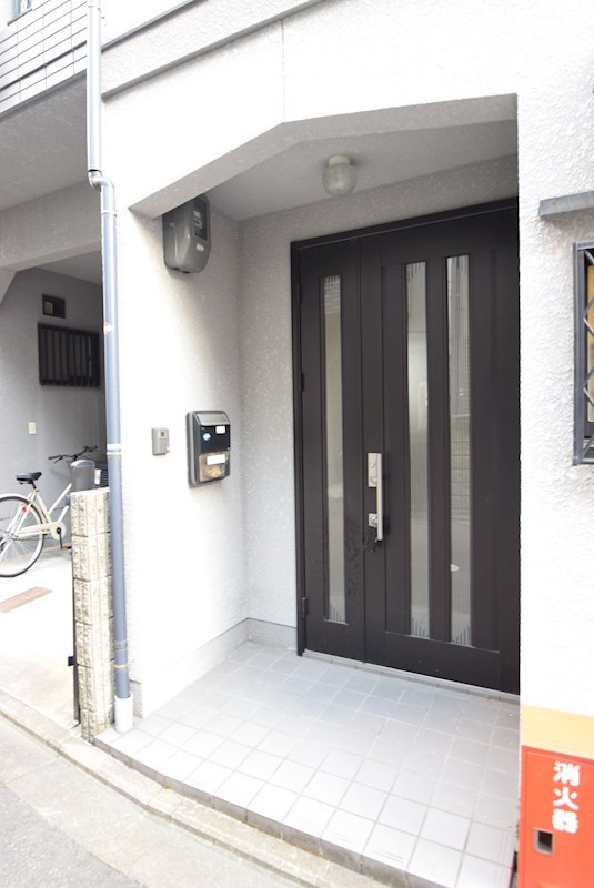 上京区裏築地町貸家 玄関