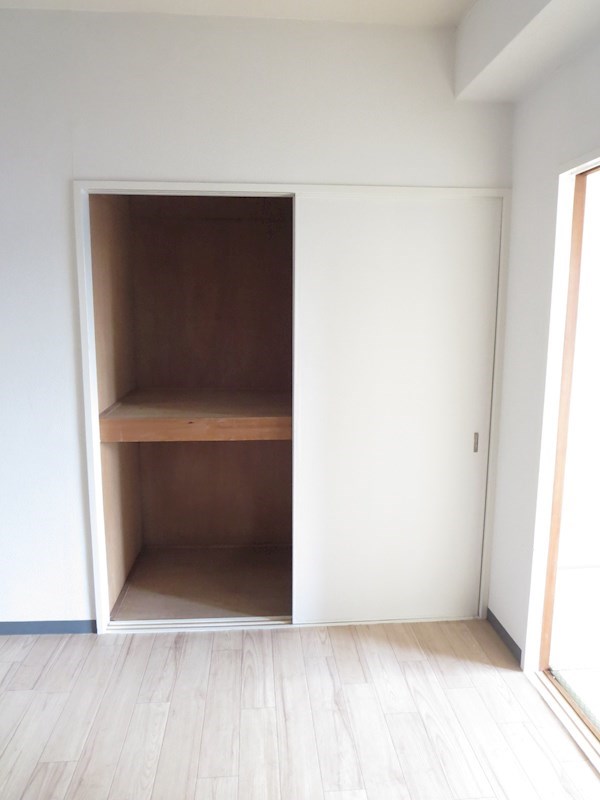 澤屋ビル 収納