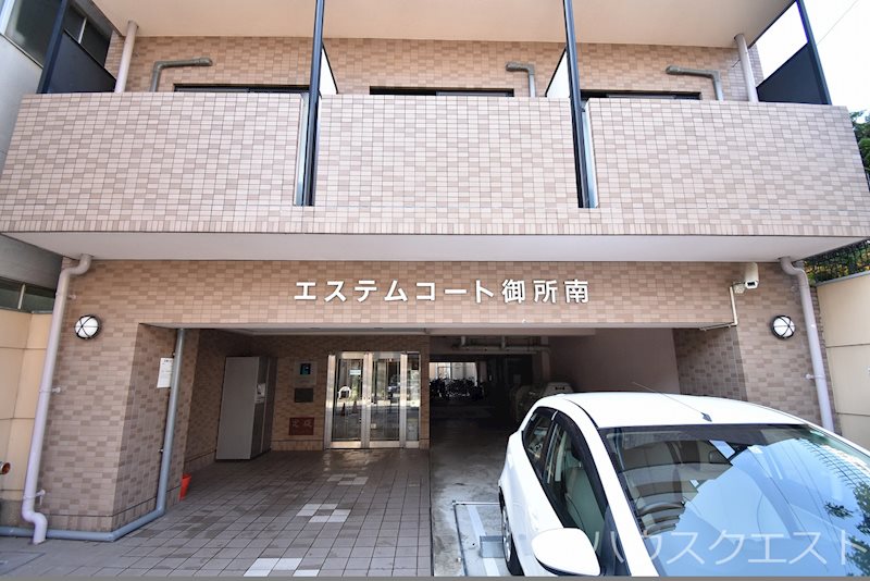 エステムコート御所南 エントランス