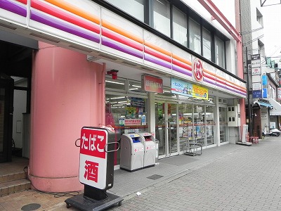 岡崎ビル コンビニ