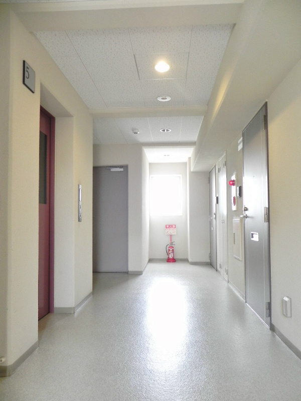 アスヴェル京都市役所前 エントランス