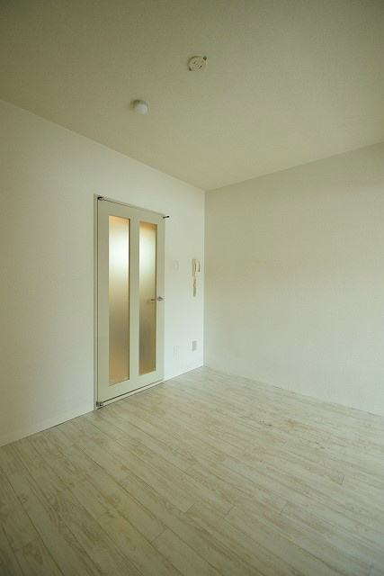 Requie智恵光院 リビング
