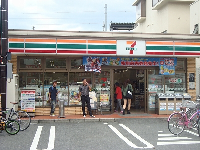 クリスタルグランツ西大路御池 コンビニ