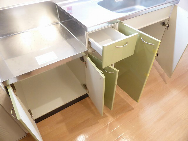 ネクサス伊香 キッチン
