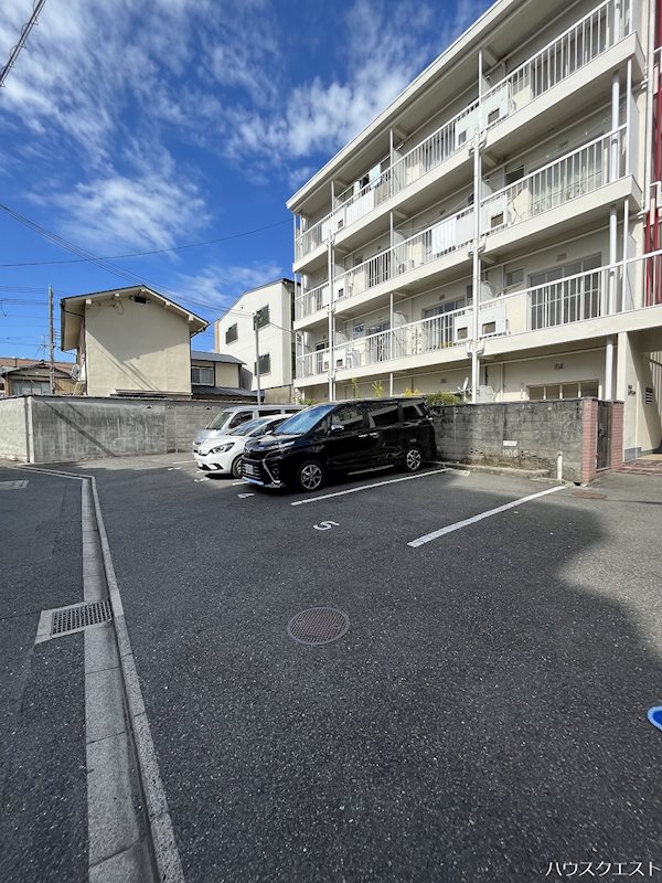 ルビーマンション 駐車場