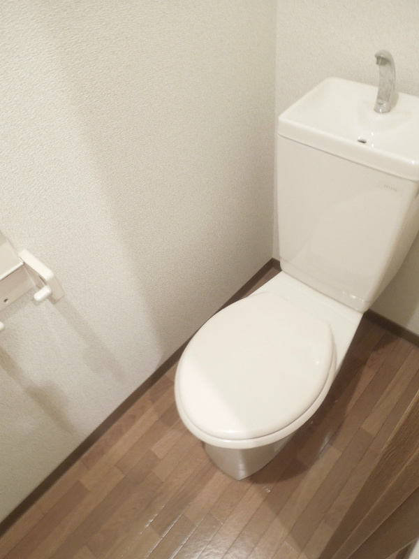エスリード四条河原町 トイレ