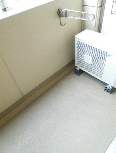 プレサンス京都四条烏丸クロス ベランダ