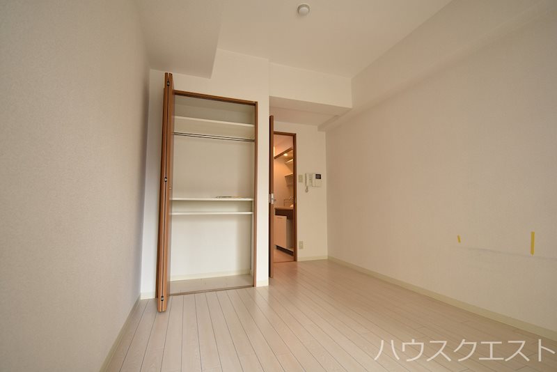 SHICATA SIX BLDG その他