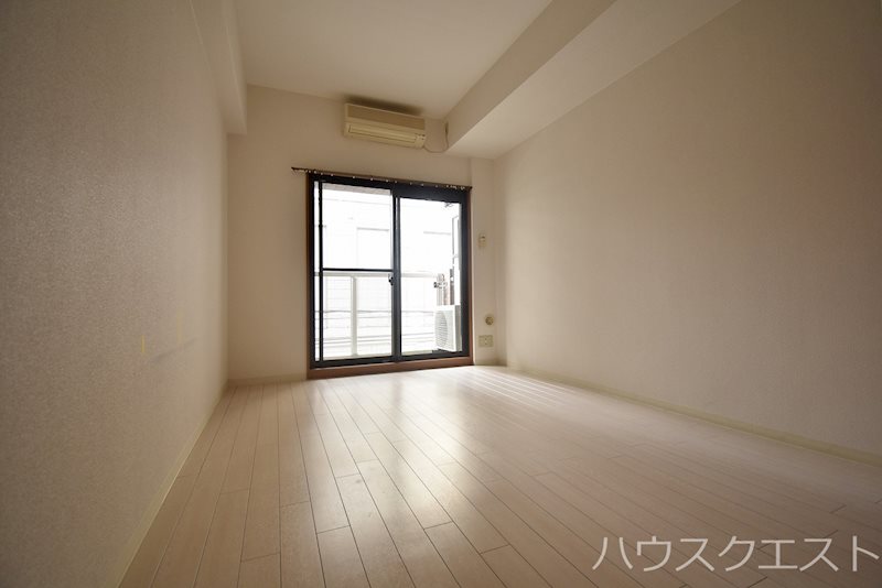 SHICATA SIX BLDG その他