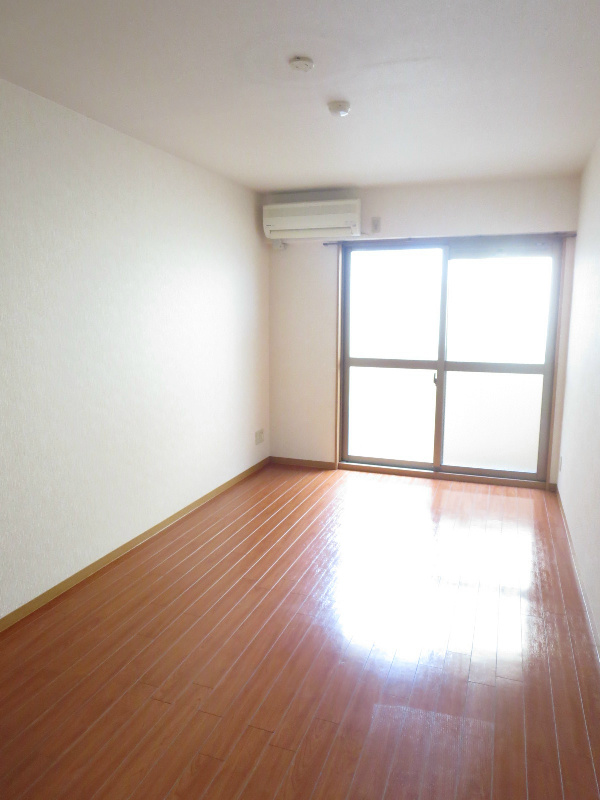 ビレイユ眞英七条本町 その他