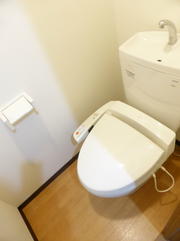 CASAFLUENTE（カーサフルエンテ） トイレ