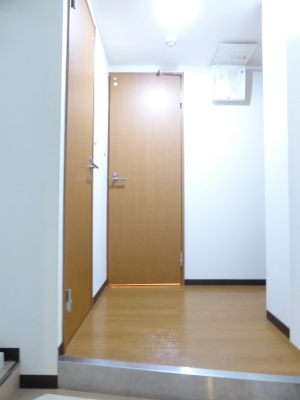 CASAFLUENTE（カーサフルエンテ） 玄関