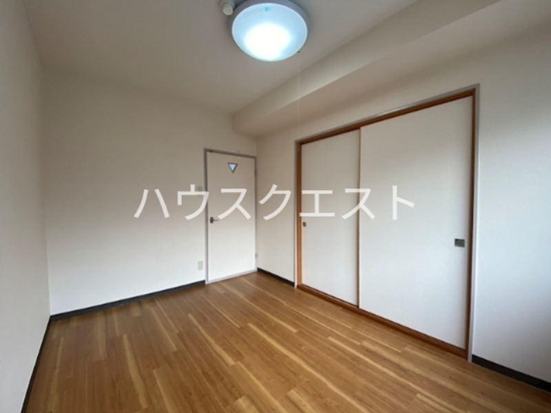 嶋津マンション ベッドルーム