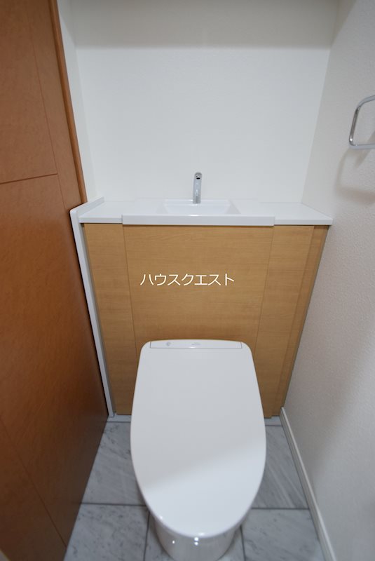 リーガル京都二条城北 トイレ