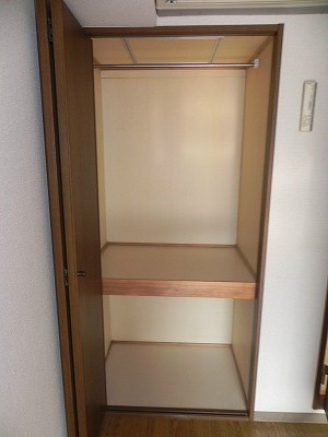 ドゥエル辻本 収納