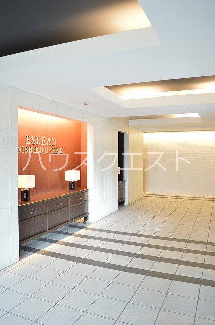 エスリード西小路御池 エントランス