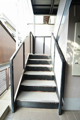 グリーンヴィレッジ烏丸 エントランス