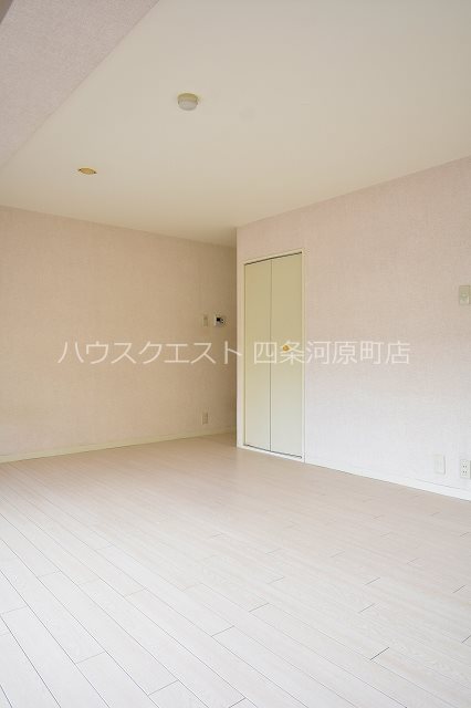 ファーストコート東山三条 その他