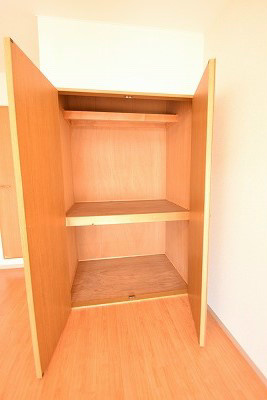 タウンルームキシ 収納
