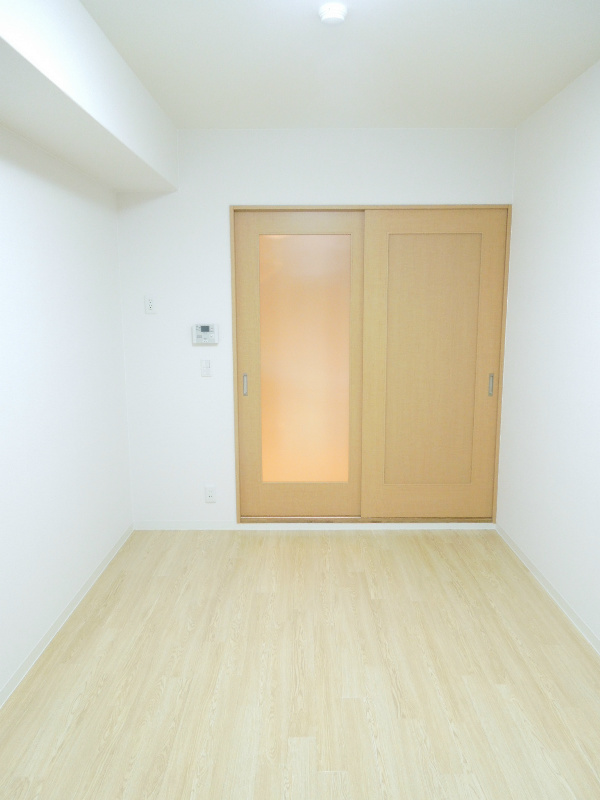 リバーパレス白川 ベッドルーム