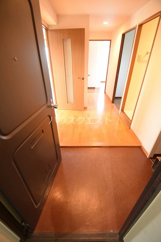 メゾン洛北 玄関