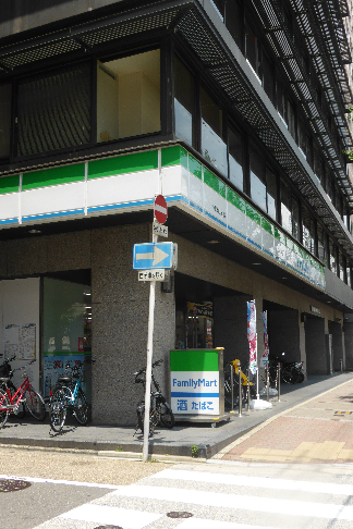 エスリード四条河原町 コンビニ