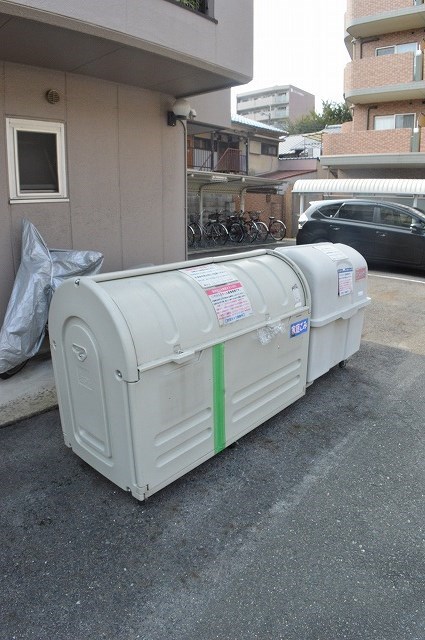マジェスティ その他