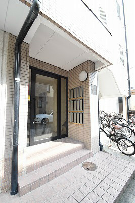 グランピア西陣 エントランス