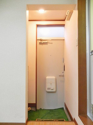アンクルアベニュー 玄関