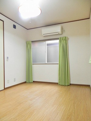 アンクルアベニュー ベッドルーム