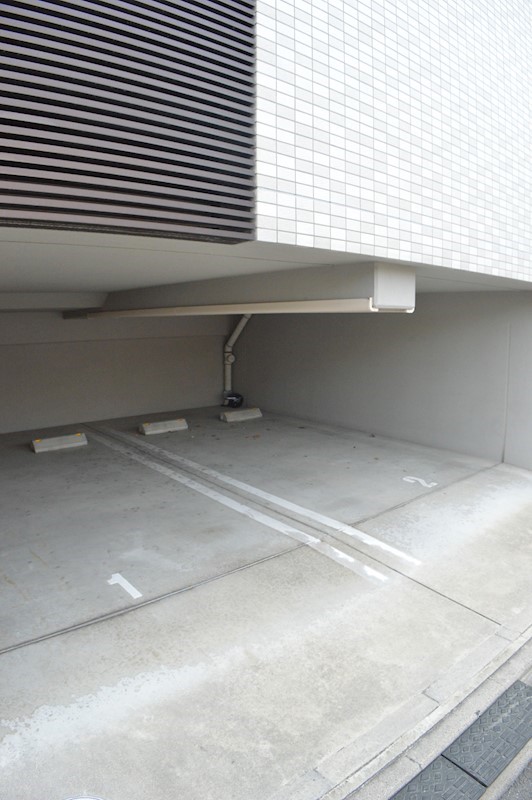 ヴィータ京都西院 駐車場