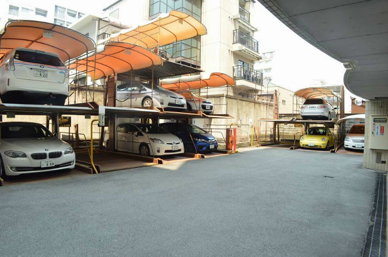 ヴォール・ヴォラン 駐車場